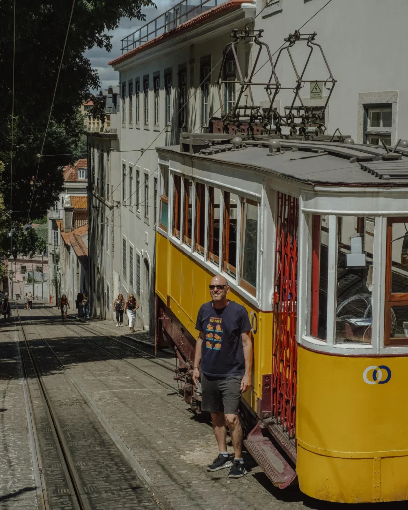 Tram 28