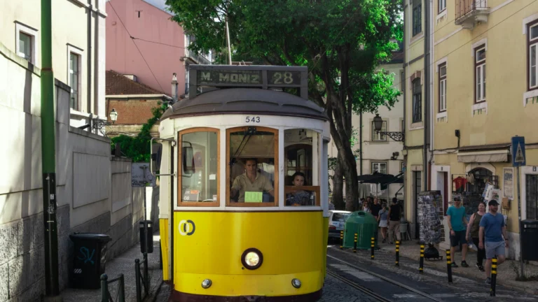 Tram 28