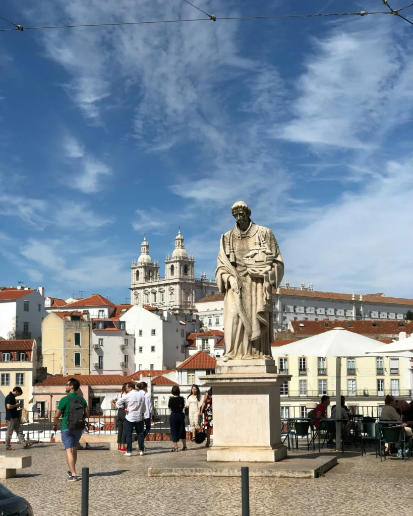 alfama walking tours best miradouros