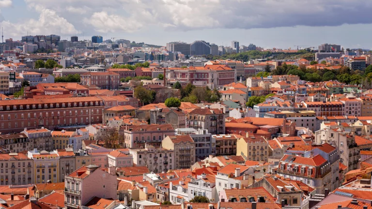 alfama walking tours best miradouros