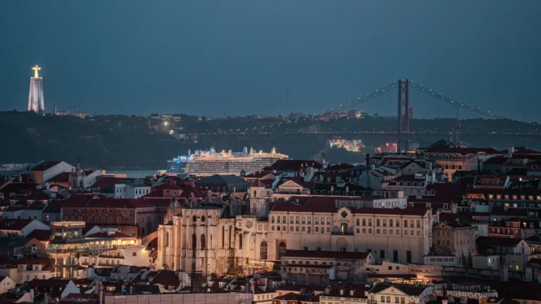 lisbon nightlife tours safe