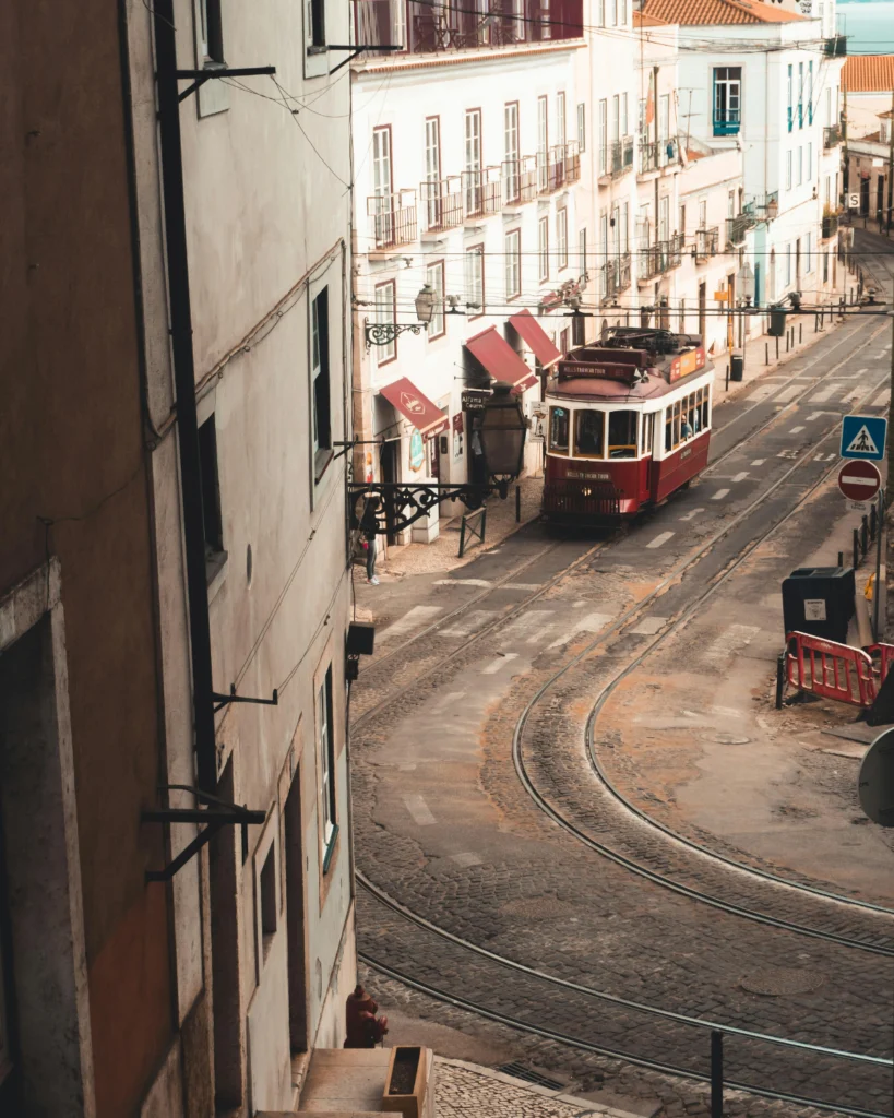 lisbon tram accessibility